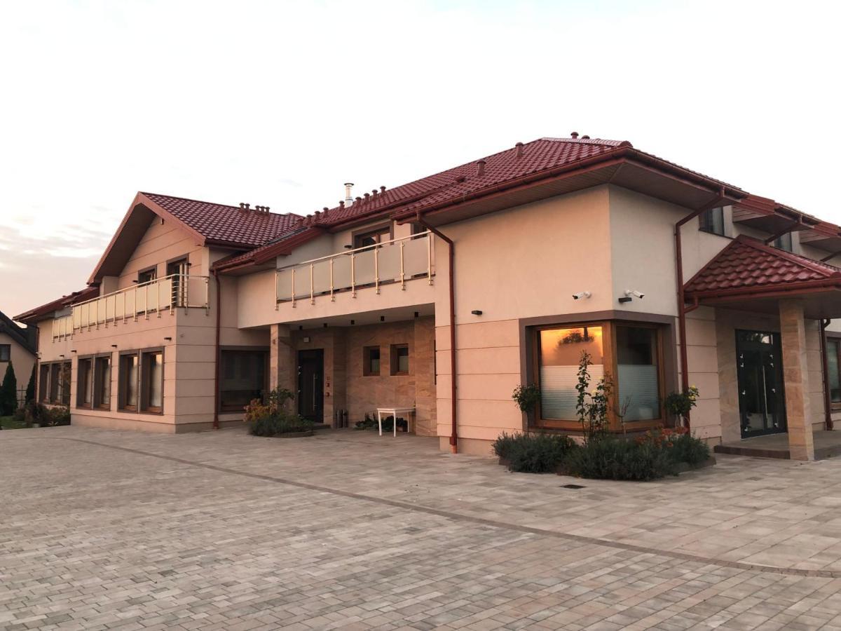 Medical Spa Kwiatowa Łęczyca Exterior foto