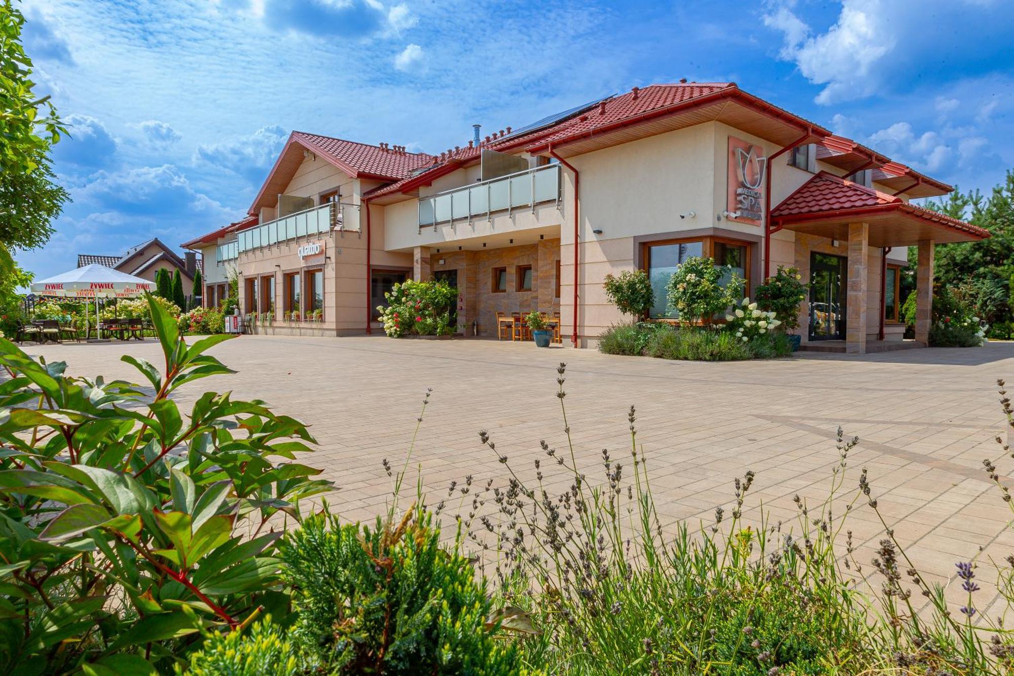 Medical Spa Kwiatowa Łęczyca Exterior foto